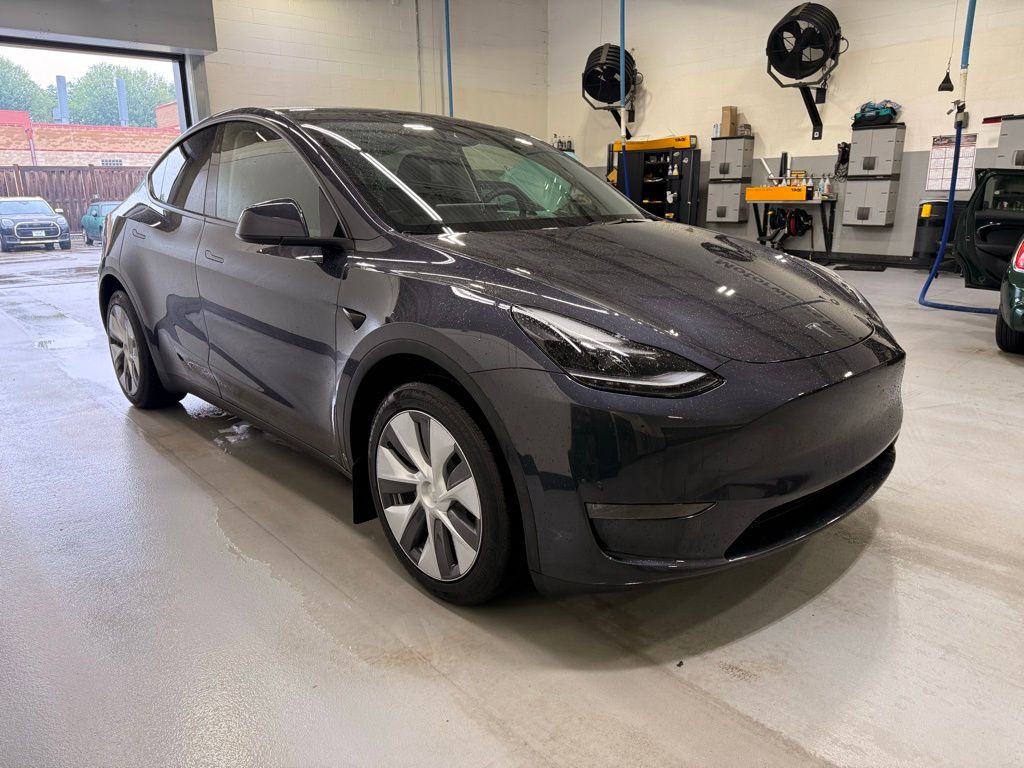 2024 Tesla Model Y Long Range 7