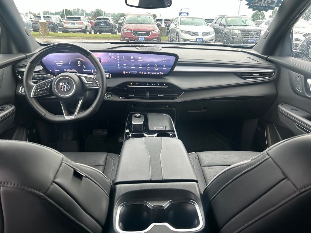 Used 2025 Buick Enclave SUV