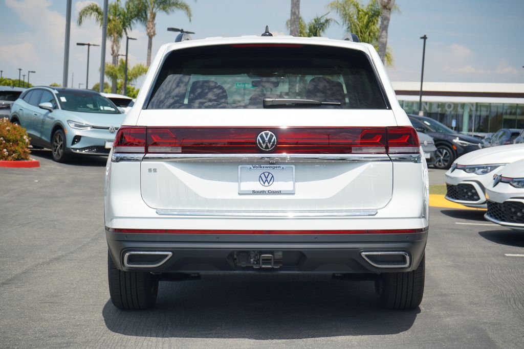 2025 Volkswagen Atlas SE 4