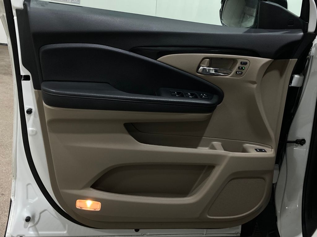 2022 Honda Pilot AWD Elite