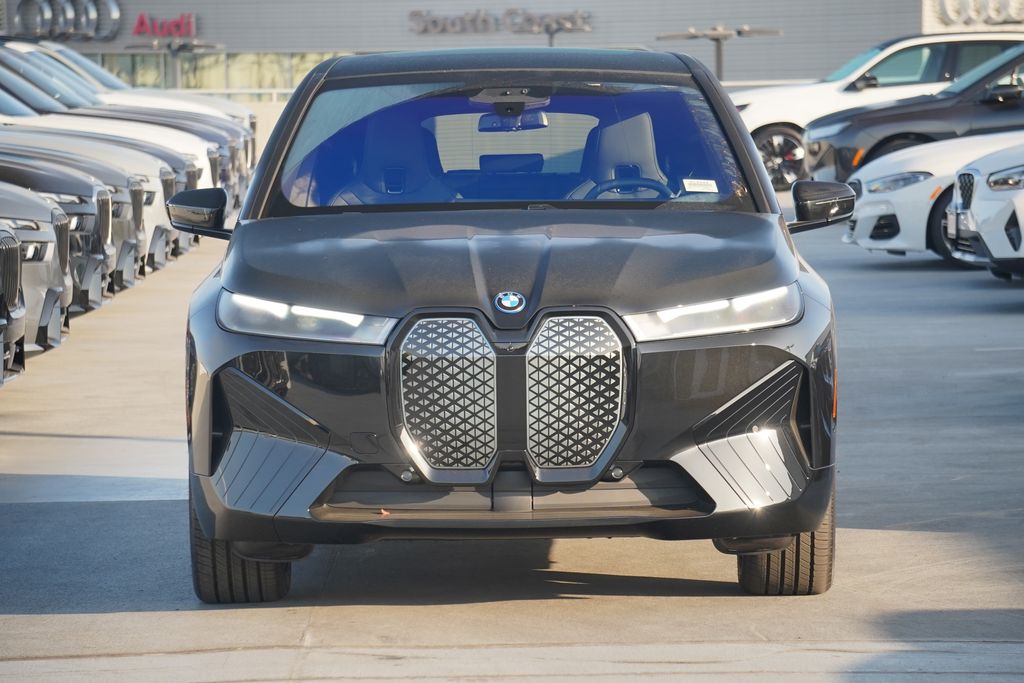 2025 BMW iX xDrive50 2