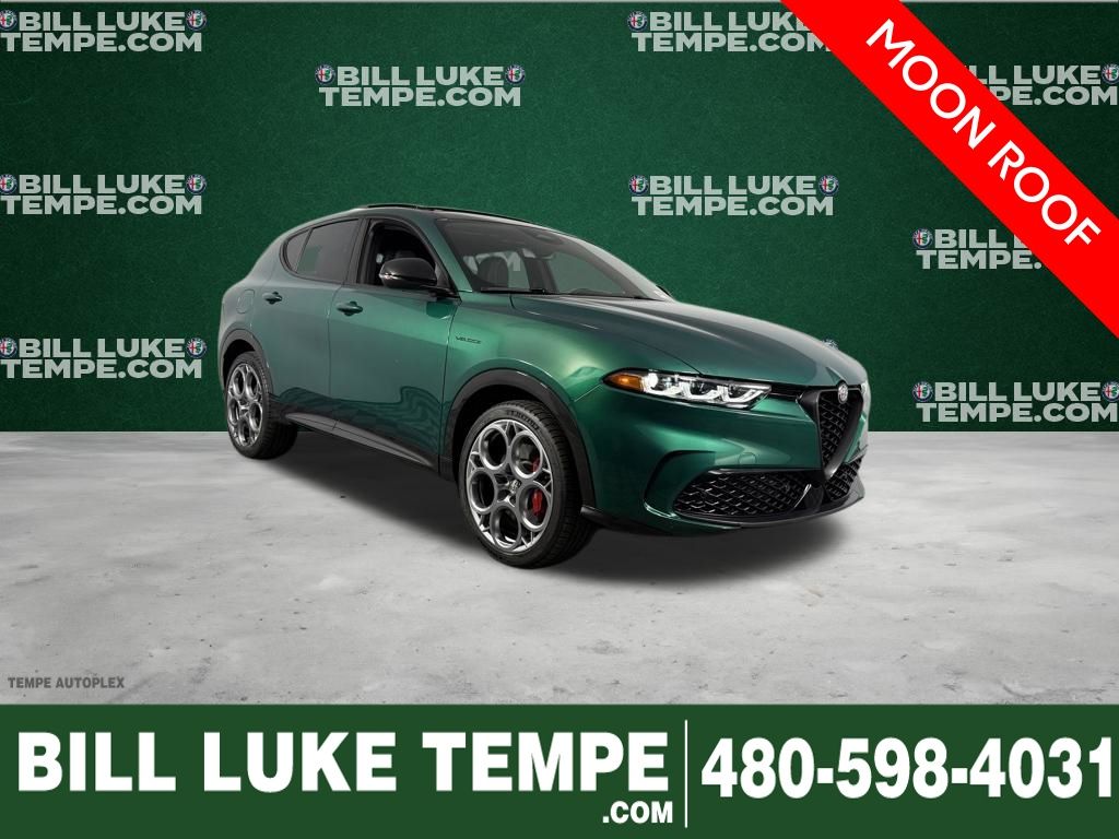 Green (Verde Fangio Metallic) 2024 Alfa Romeo Tonale 6-Speed Automatic