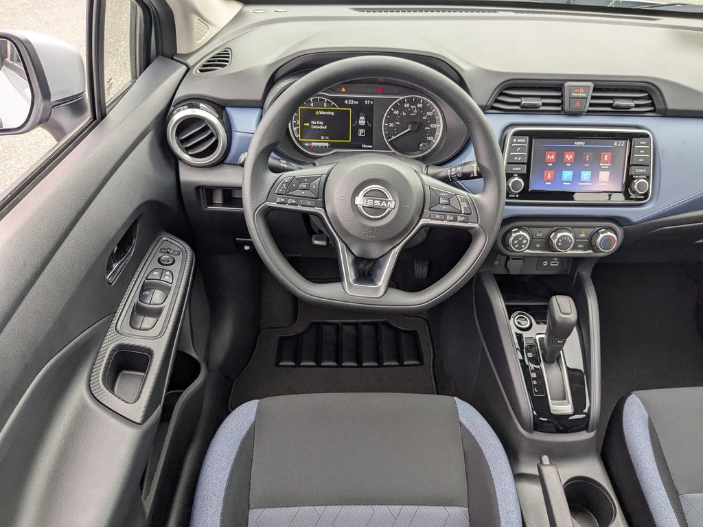 New 2025 Nissan Versa Sedan