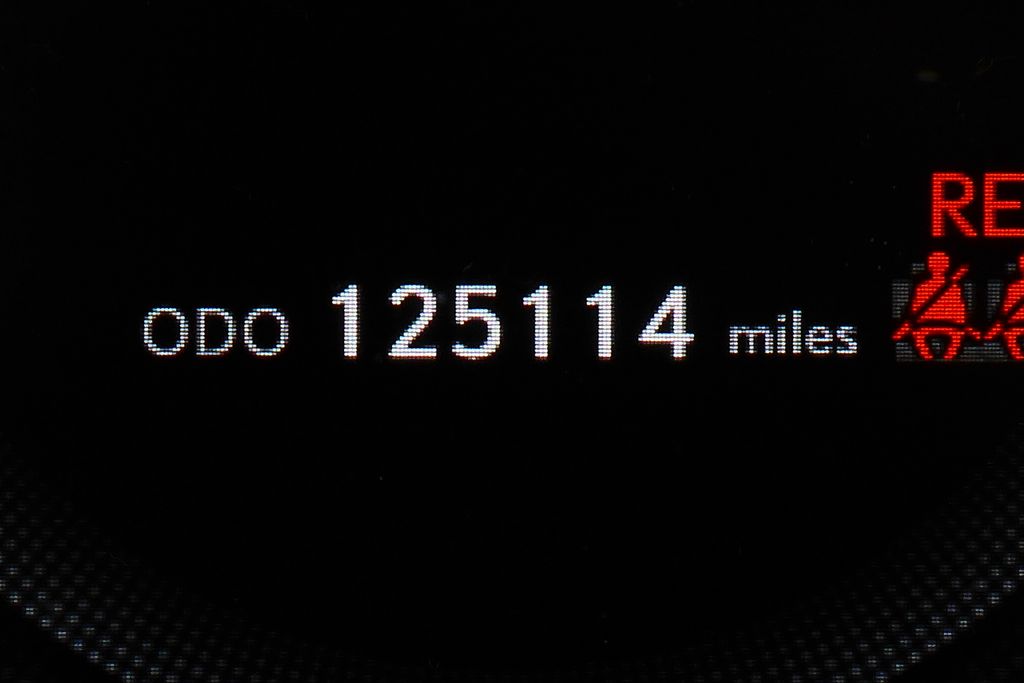 Thumbnail: 2022 Lexus UX - 31