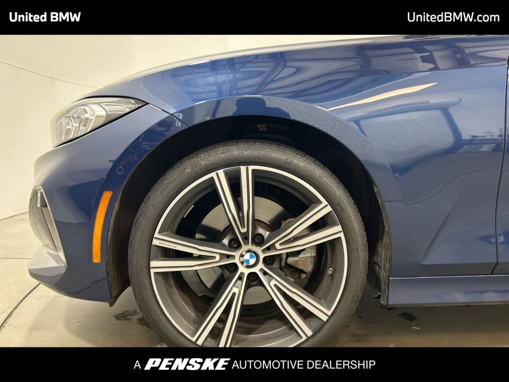Thumbnail: 2023 BMW 3 Series - 10