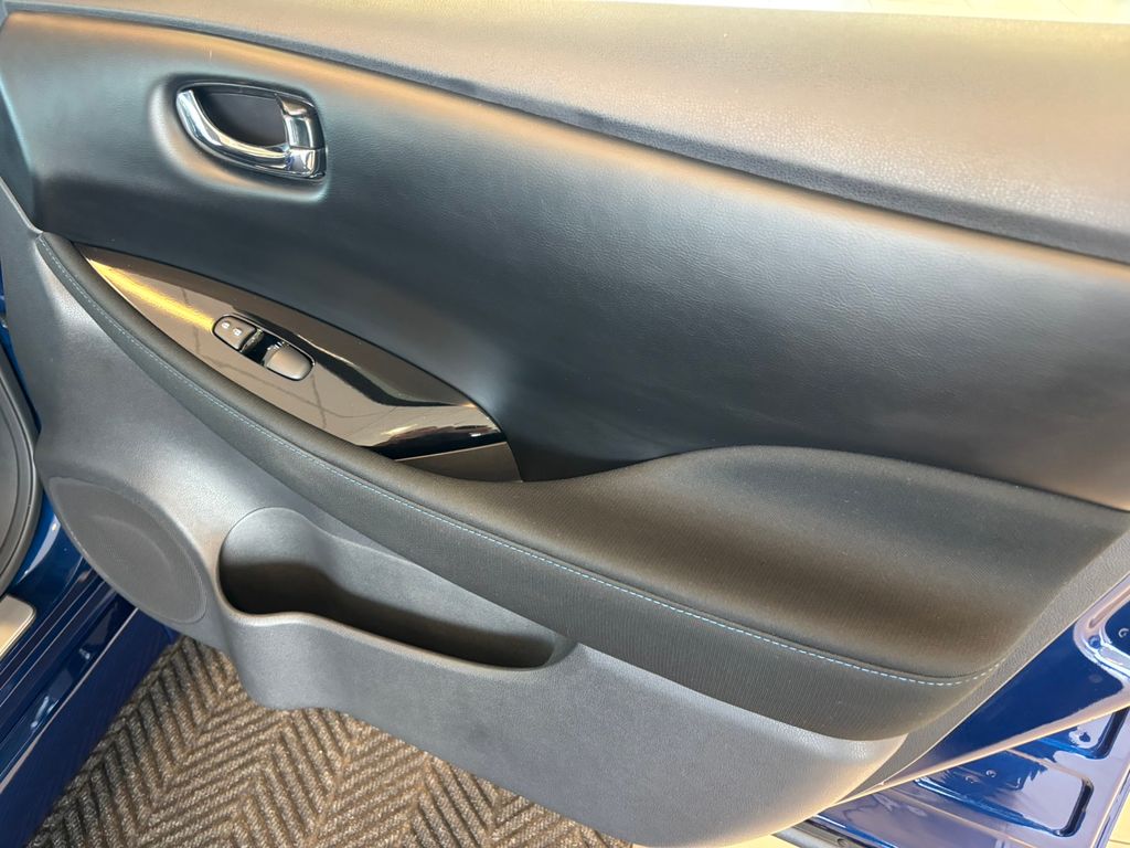 2024 Nissan Leaf SV Plus