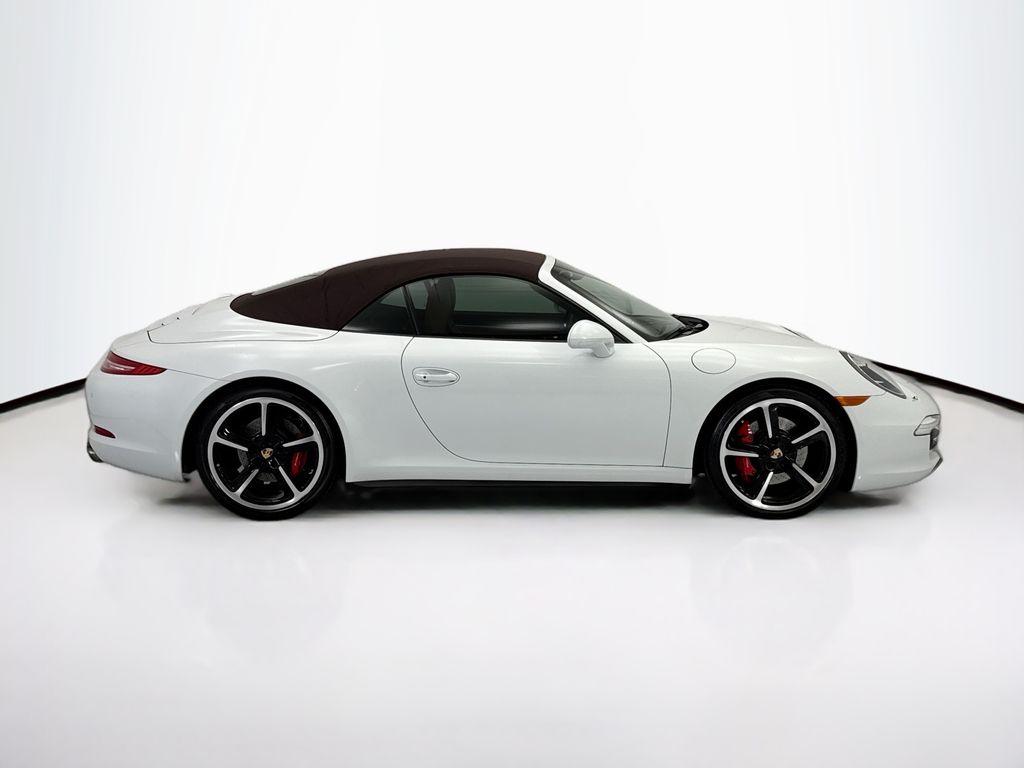 Thumbnail: 2015 Porsche 911 - 17