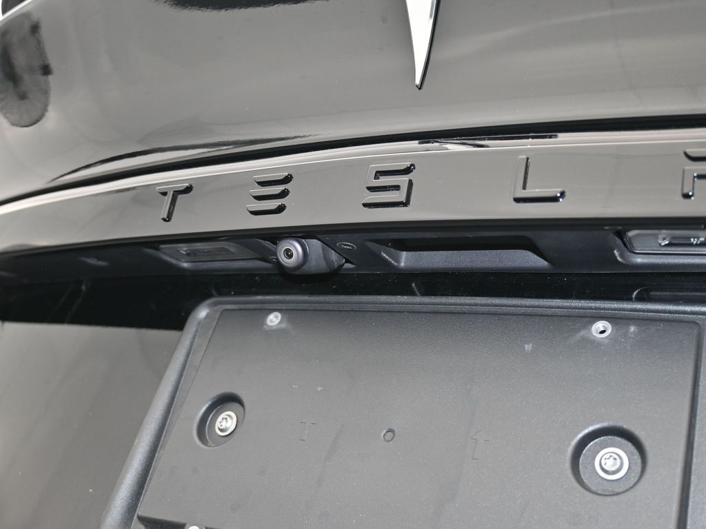 Used 2022 Black Tesla Plaid image 30