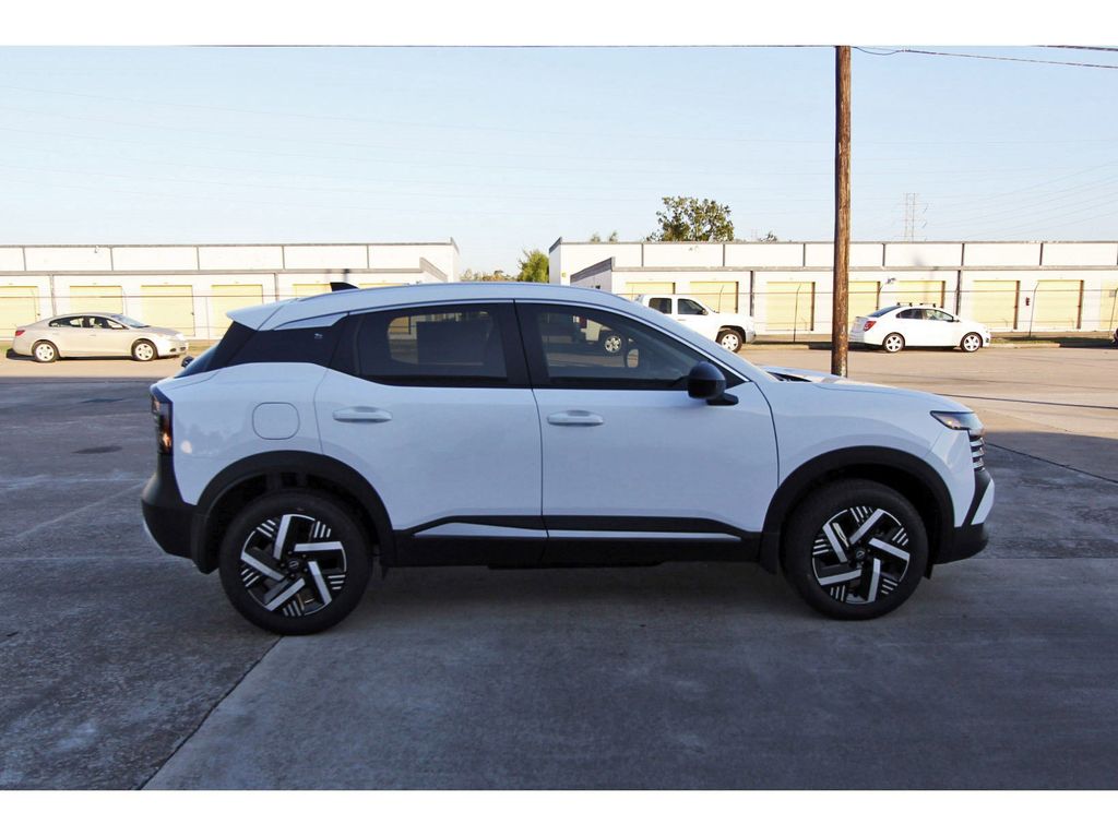 2026 Nissan Kicks SV - 4