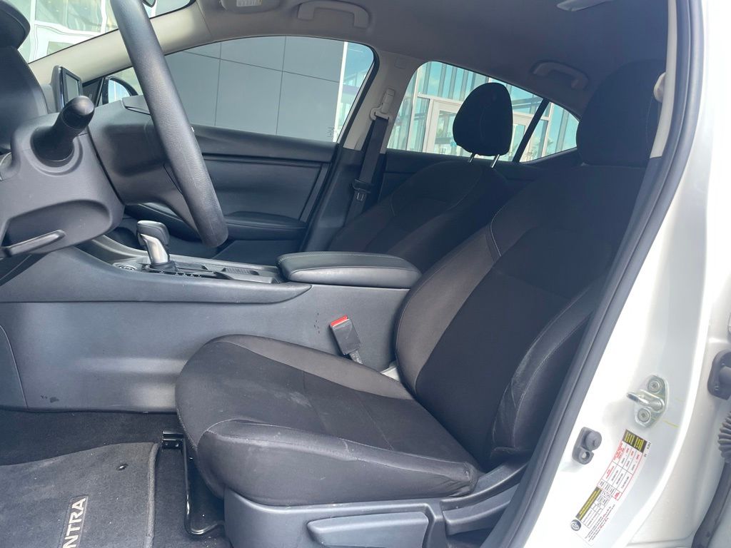 Certified Used 2025 White Nissan S image 10