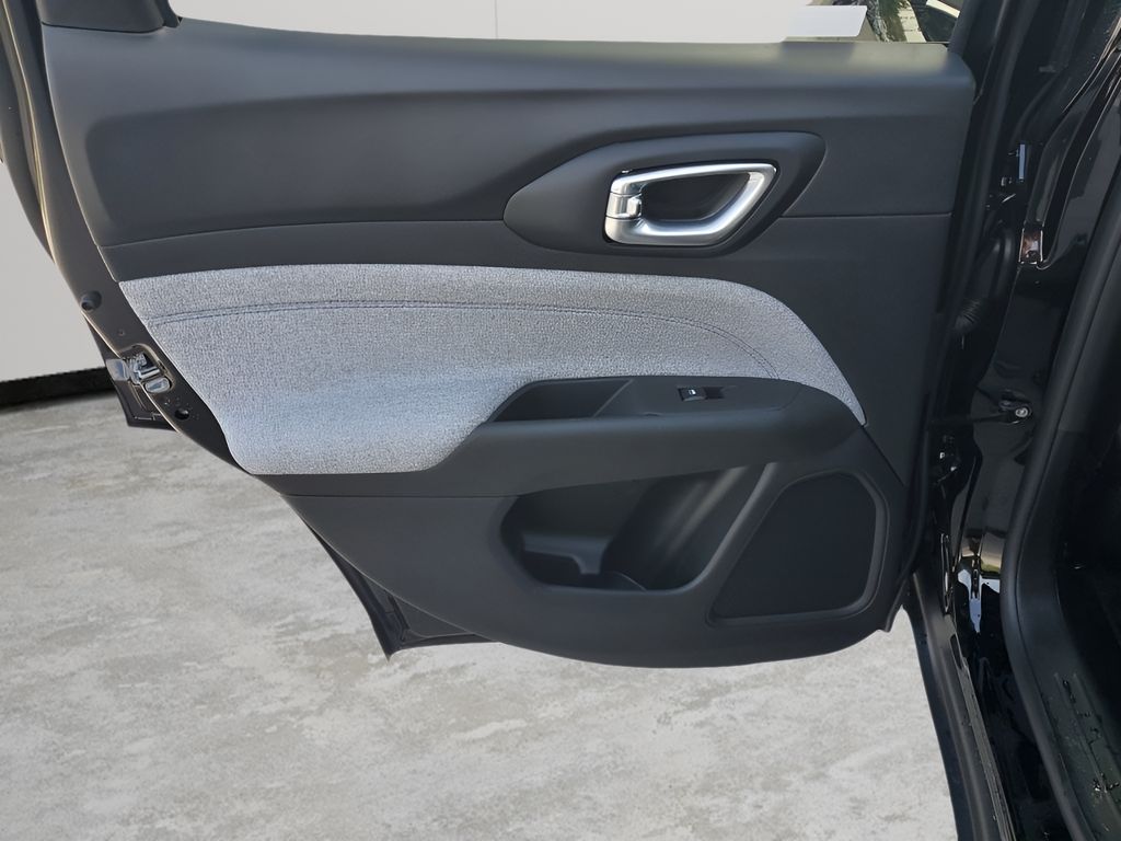 New 2026 Black Jeep Latitude image 17