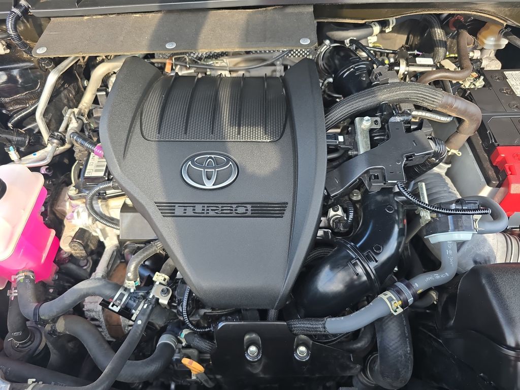 Used 2023 Toyota Highlander SUV