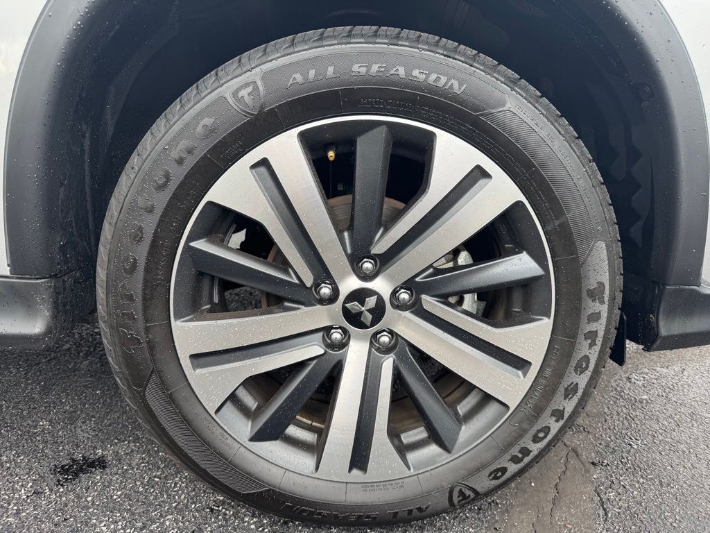 2025 Mitsubishi Outlander Sport 2.0 SE Silver at Auto Express Mitsubishi