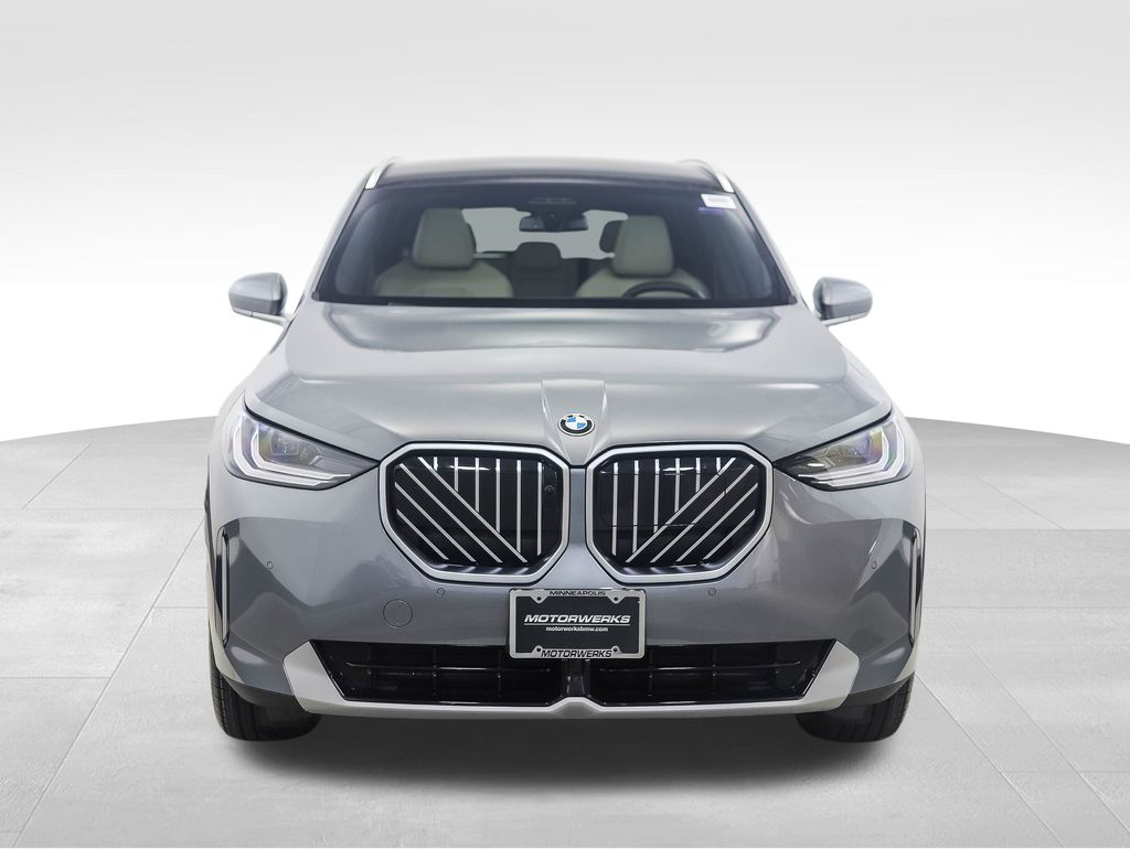 Thumbnail: 2026 BMW X3 - 8