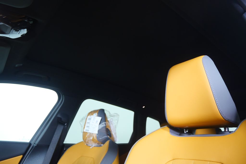 Thumbnail: 2026 BMW X3 - 12