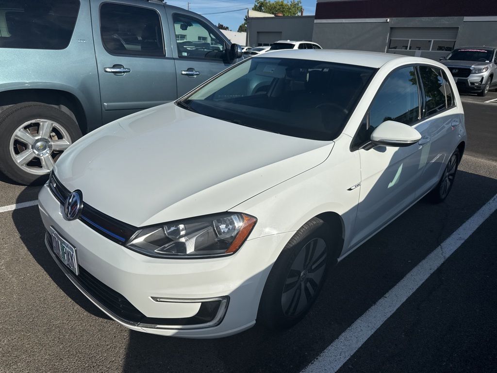2016 Volkswagen e-Golf SE
