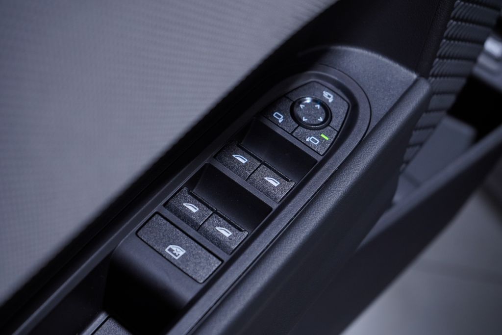 Thumbnail: 2026 MINI Cooper - 14