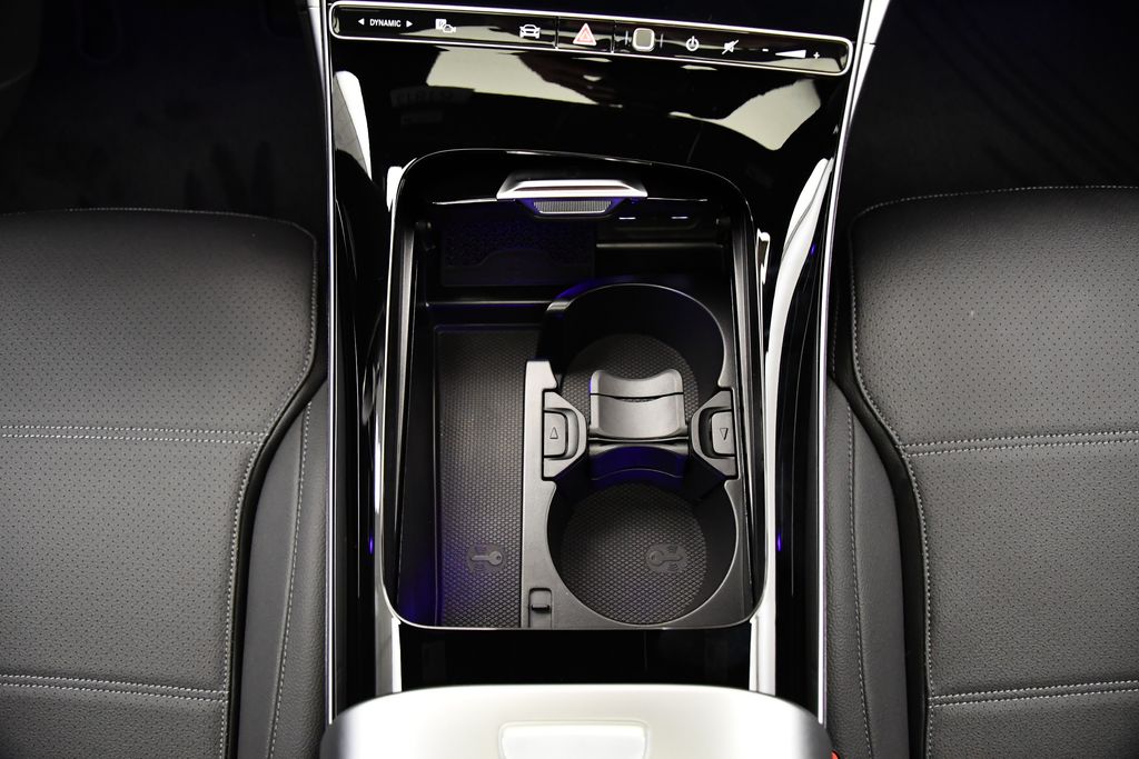 Thumbnail: 2025 Mercedes-Benz C-Class - 30