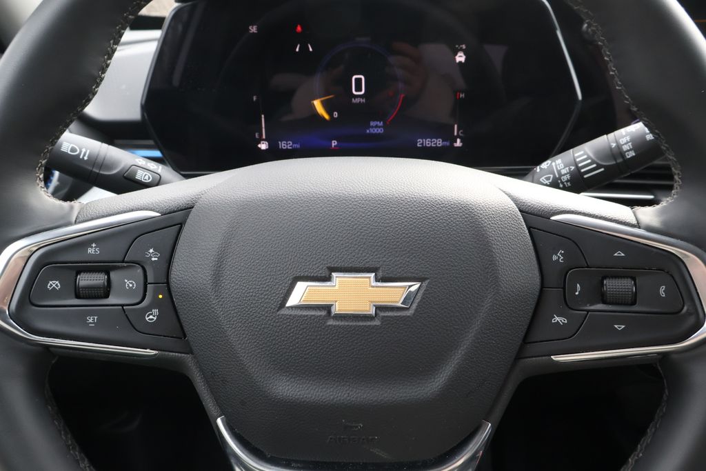 Thumbnail: 2025 Chevrolet Trax - 30