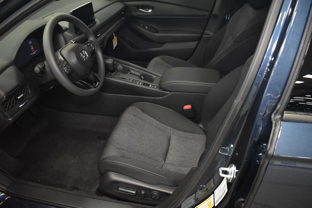 Thumbnail: 2025 Honda Accord - 19