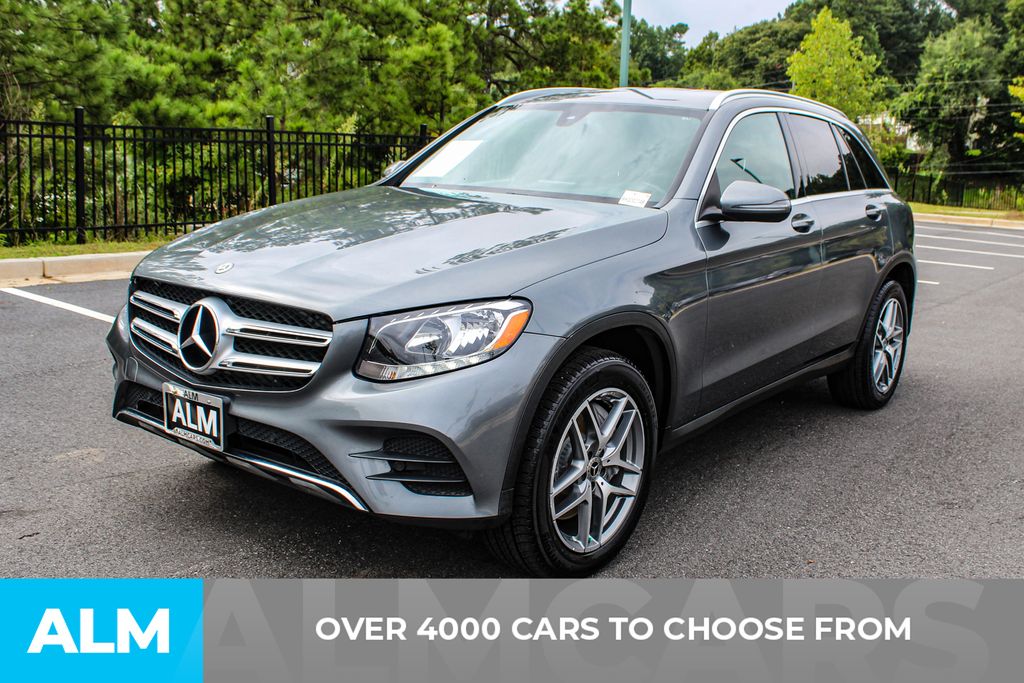 2019 Mercedes Benz GLC 300 photo 2