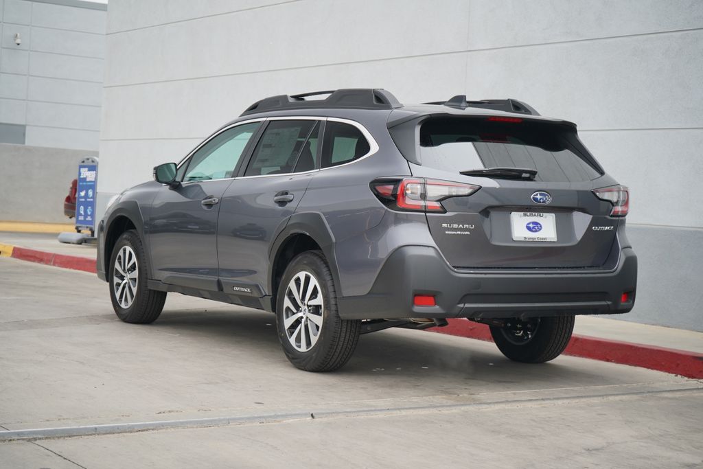 2025 Subaru Outback Premium 3