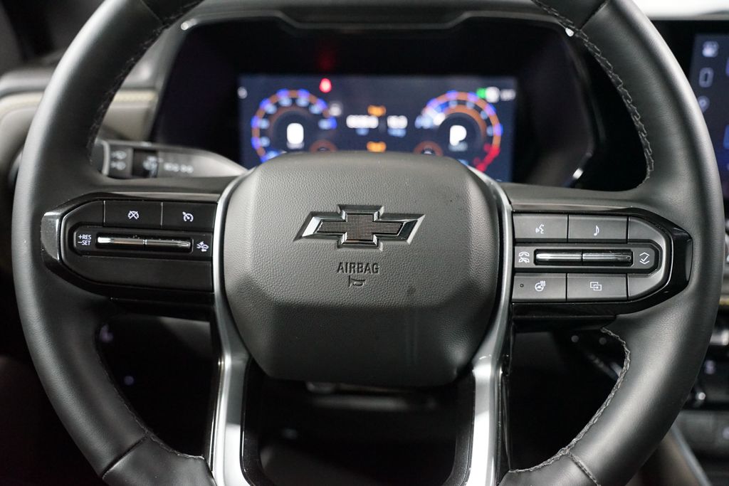 Thumbnail: 2025 Chevrolet Colorado - 14