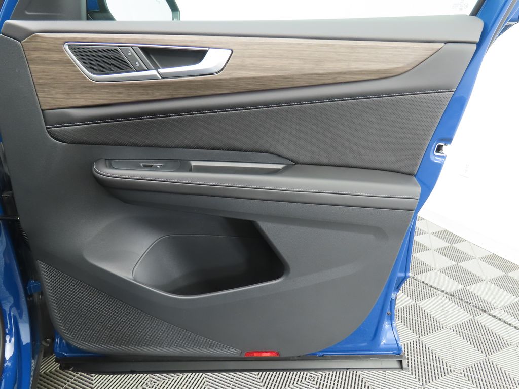 Thumbnail: 2026 Volkswagen Atlas - 25