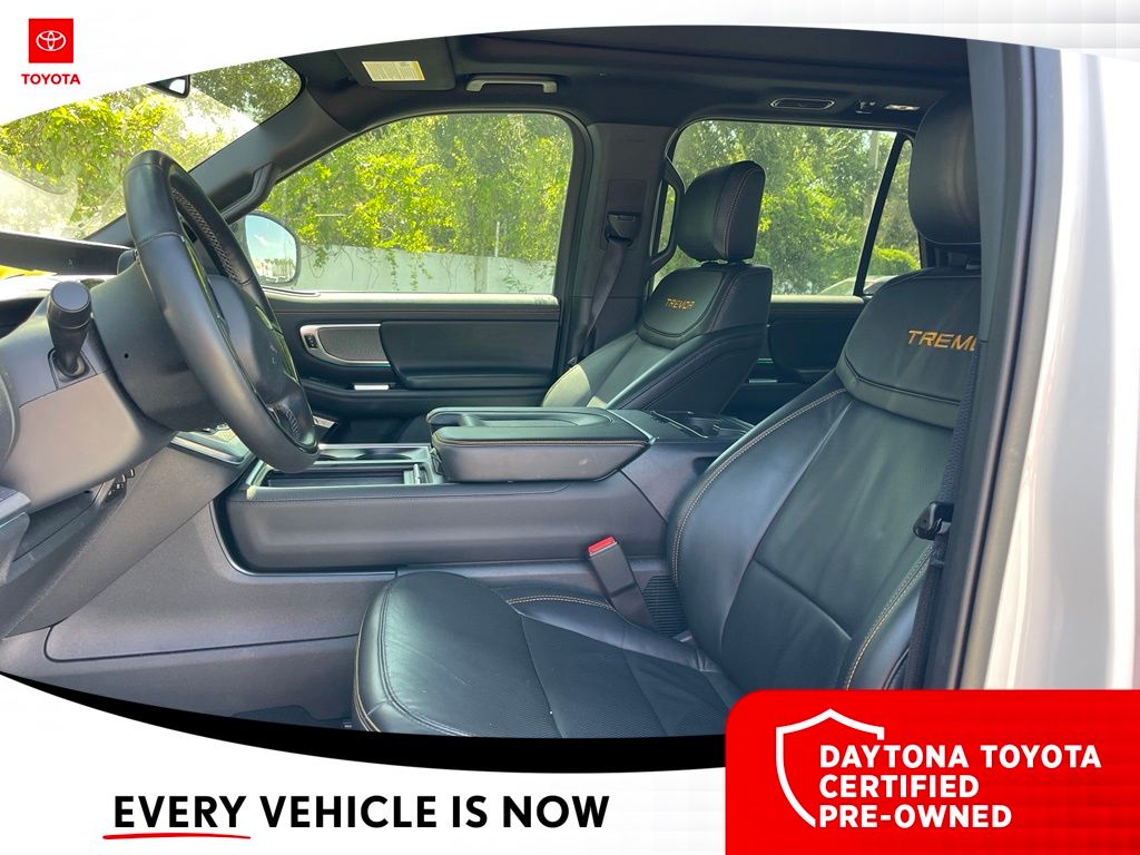 Used 2025 Ford Expedition SUV