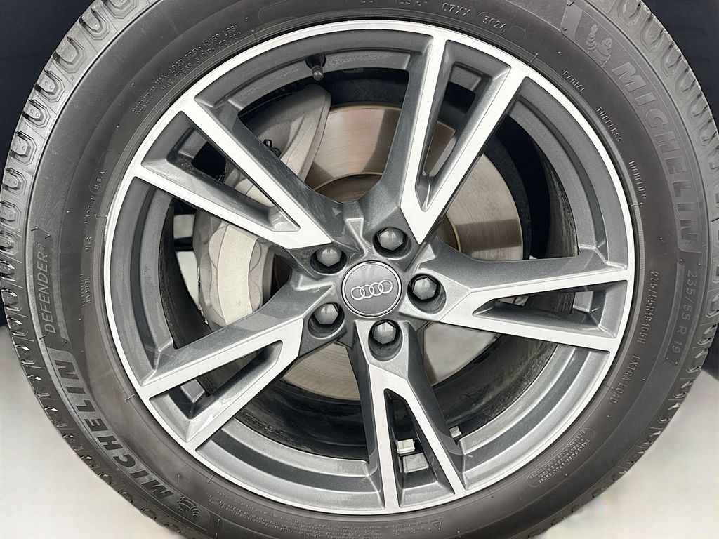 Thumbnail: 2020 Audi Q5 - 31