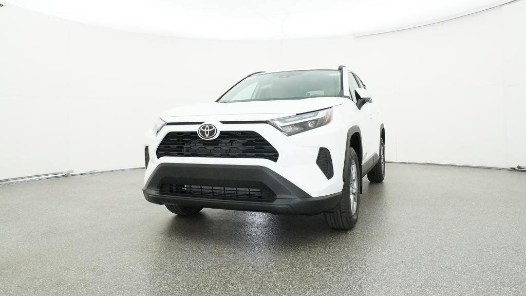 Thumbnail: 2025 Toyota RAV4 - 17