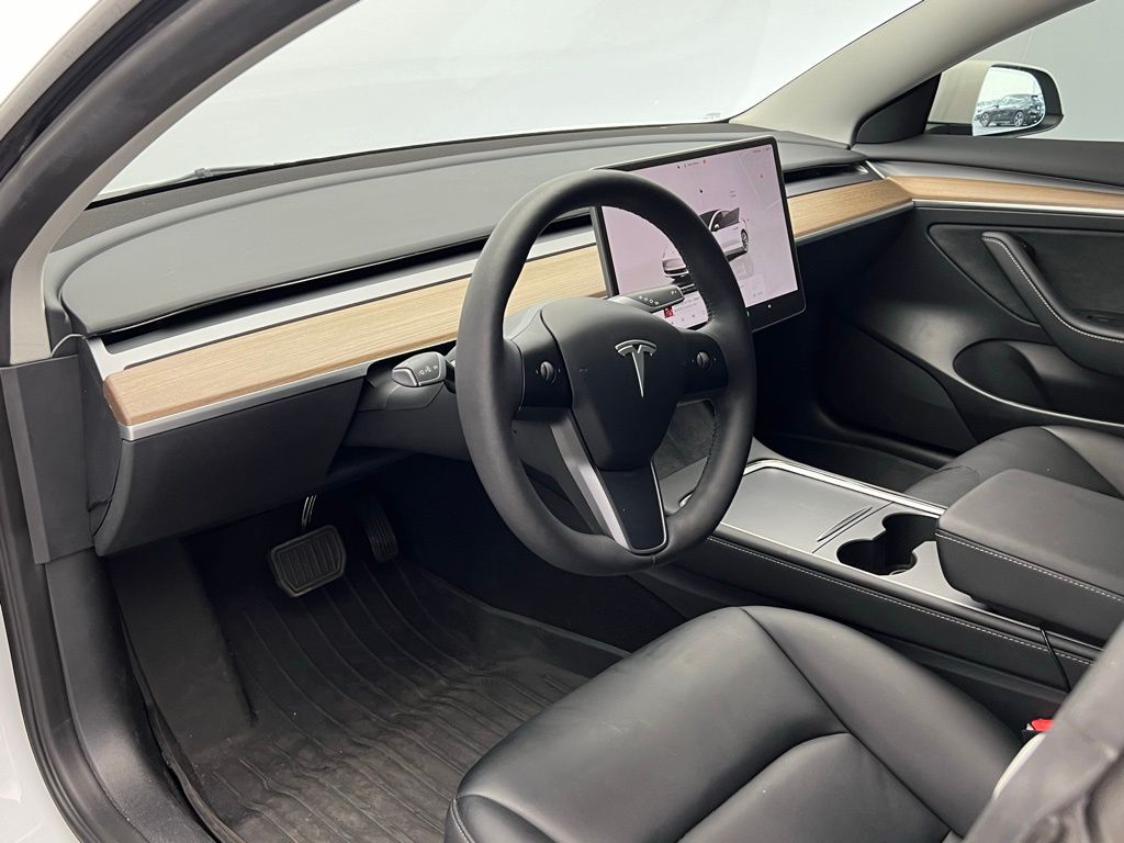 Thumbnail: 2023 Tesla Model 3 - 4