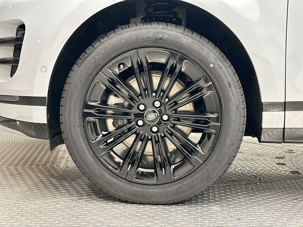 Thumbnail: 2026 Land Rover Range Rover Evoque - 13