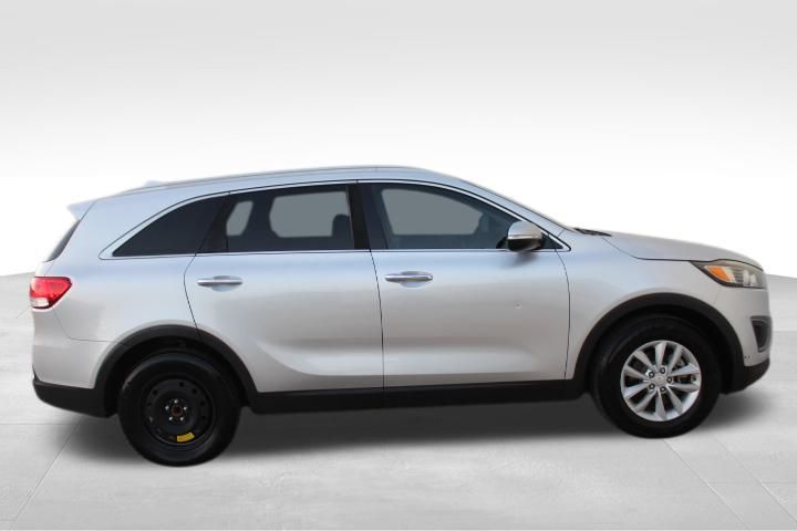 Used Car 2016 Kia Sorento  Lx For Sale Under $10,000 In Georgetown, Texas