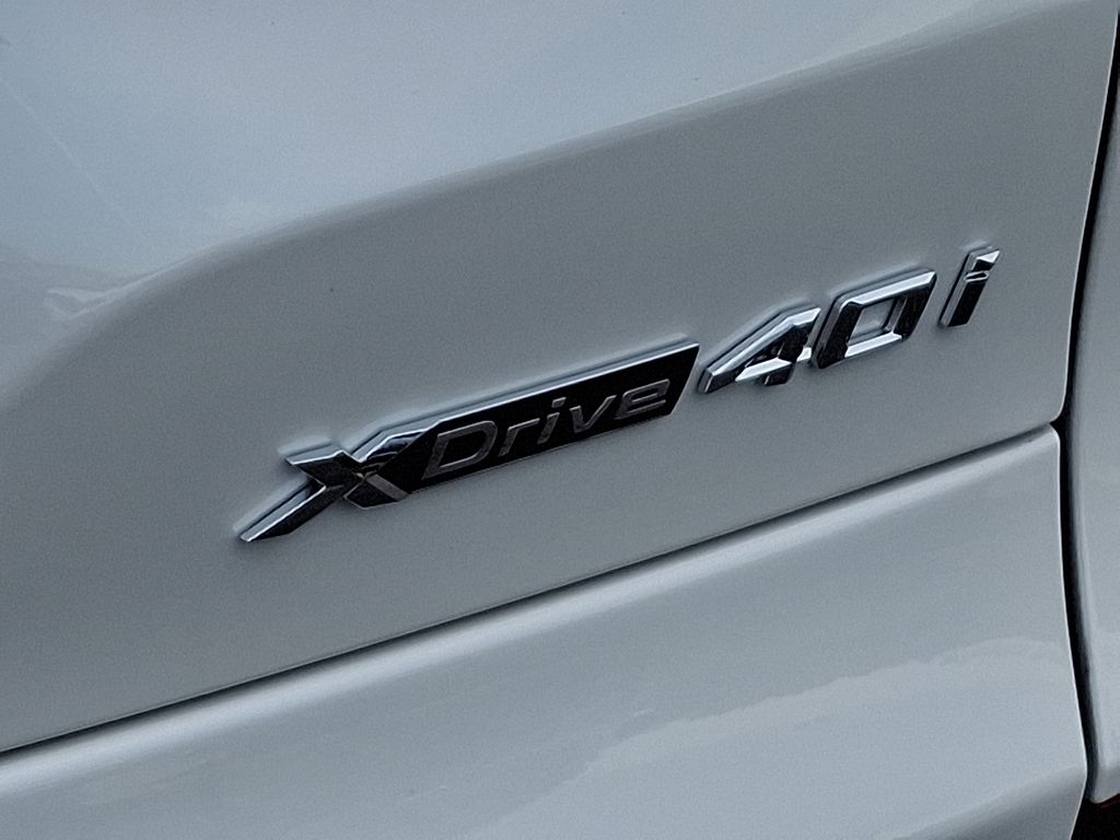 Thumbnail: 2026 BMW X5 - 12