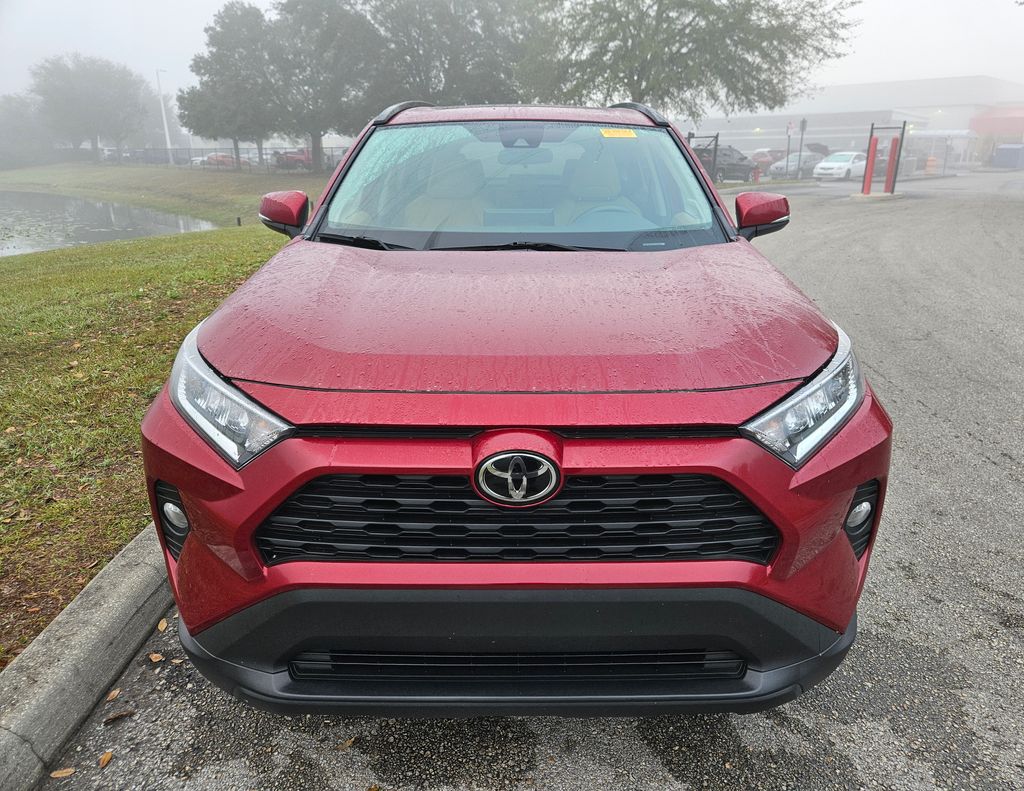 2021 Toyota RAV4 XLE Premium 8