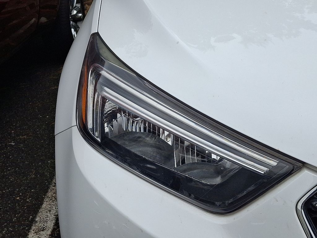 Thumbnail: 2020 Buick Encore - 4