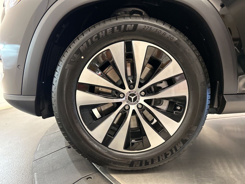 Thumbnail: 2026 Mercedes-Benz GLE - 10