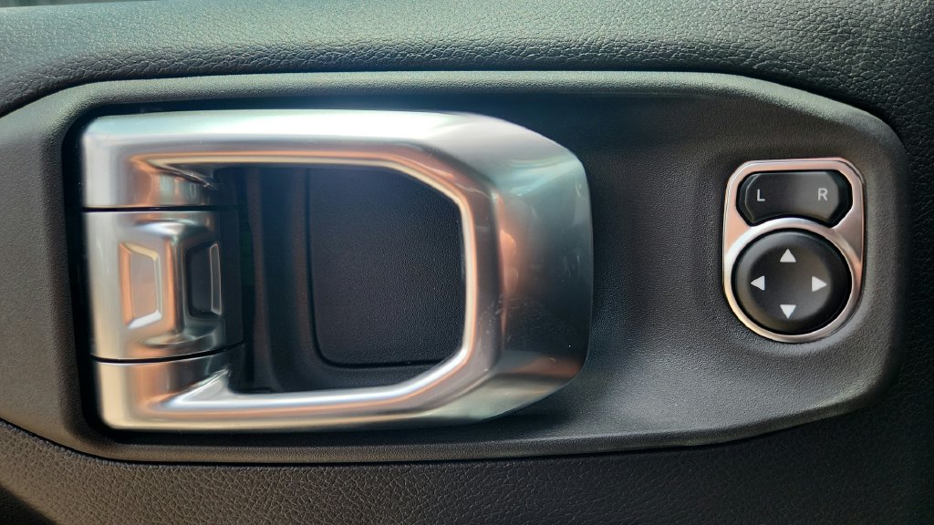 2025 Jeep Wrangler 4-Door Sport S - Photo 20