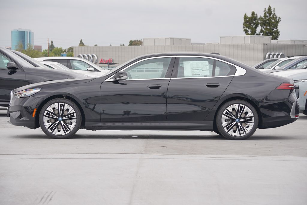 2024 BMW i5 eDrive40 4