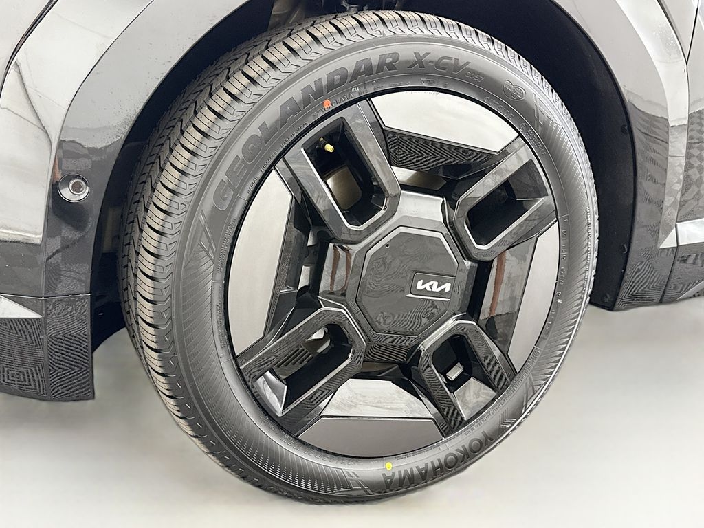 Thumbnail: 2024 Kia EV9 - 30