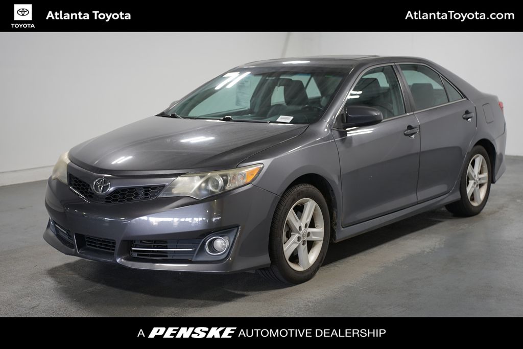 2014 Toyota Camry SE -
                  Duluth, GA