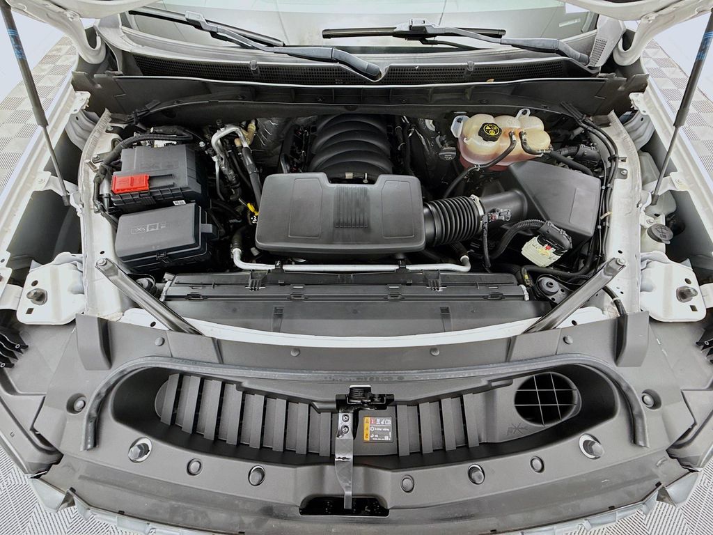 Thumbnail: 2023 GMC Yukon XL - 29