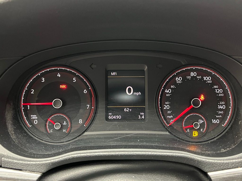 Thumbnail: 2021 Volkswagen Passat - 15