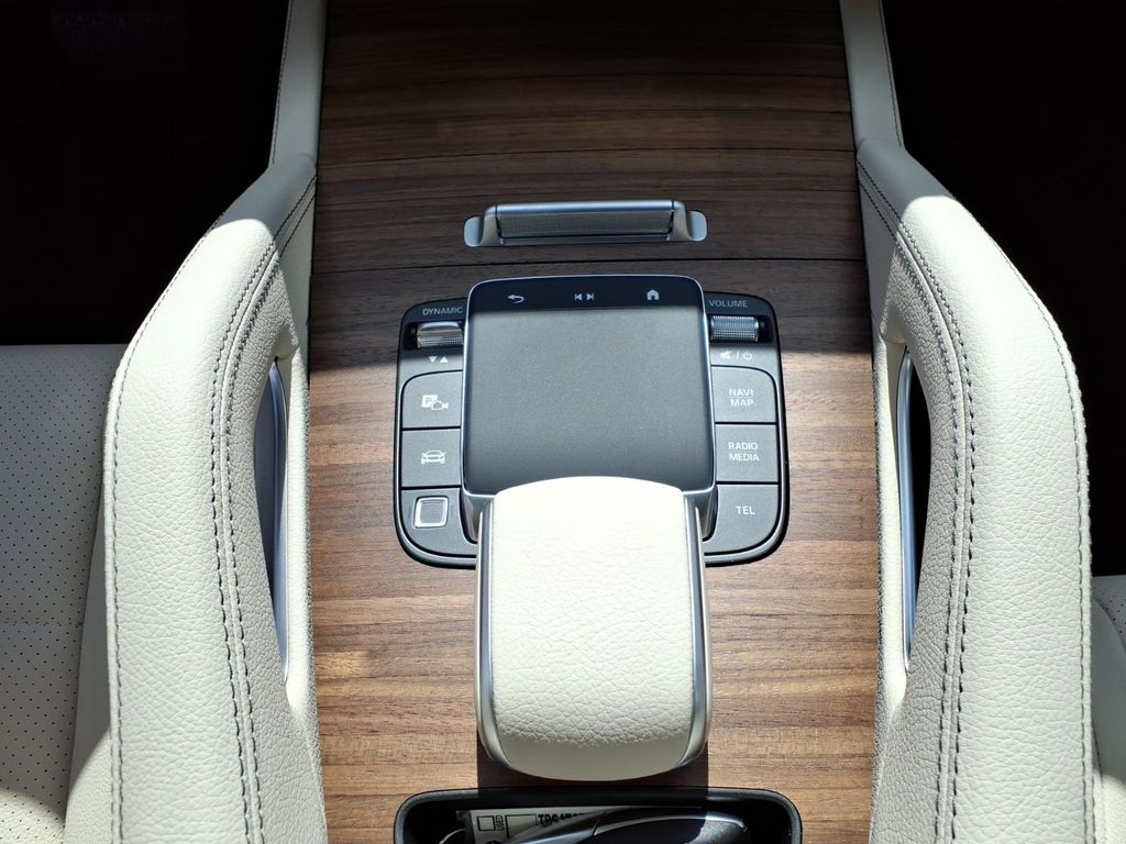 New 2026 White Mercedes-Benz GLE 450e image 24