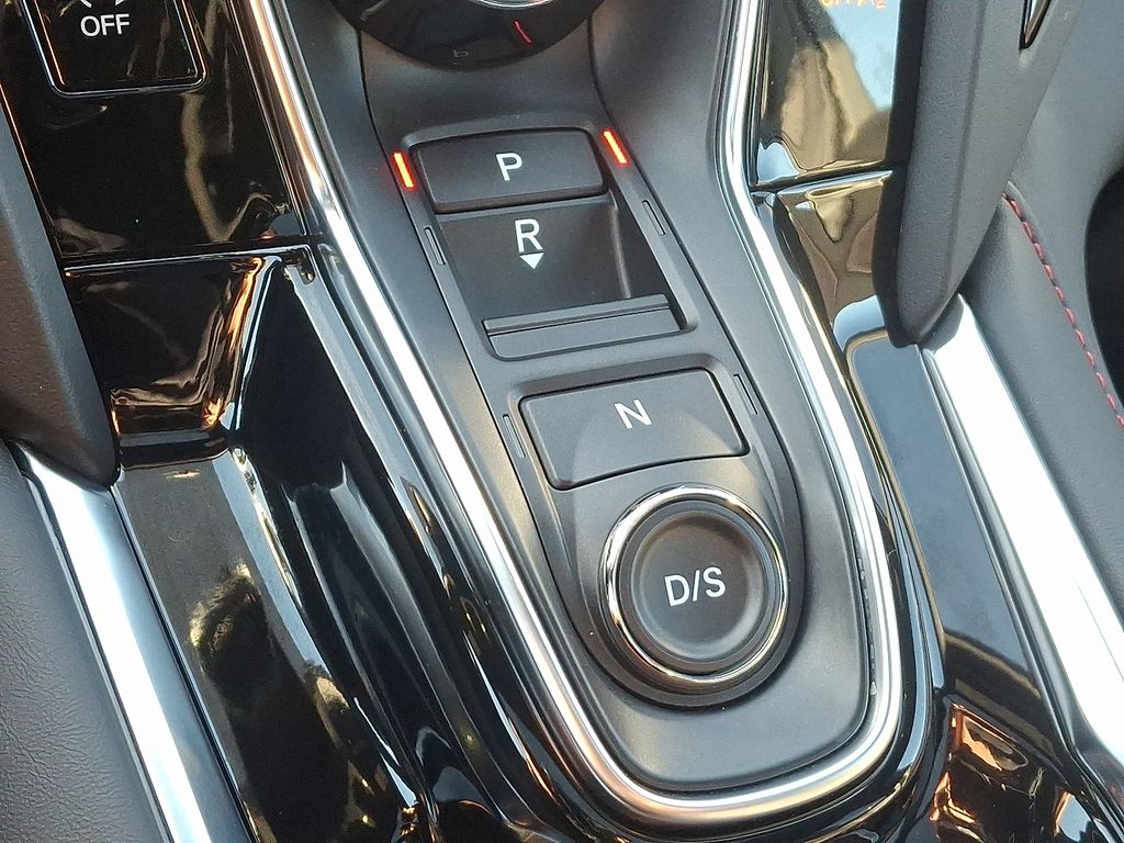 Thumbnail: 2025 Acura RDX - 16