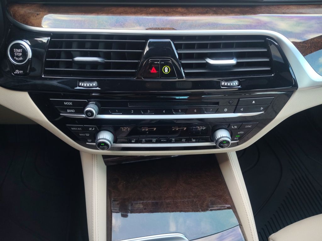 Used Car 2019 Bmw 5 Series  530i Xdrive For Sale Under $25,000 In Austin, Texas