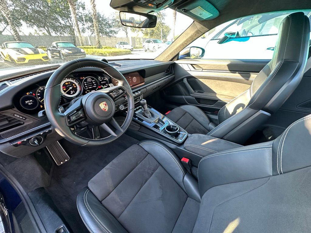 Thumbnail: 2024 Porsche 911 - 4