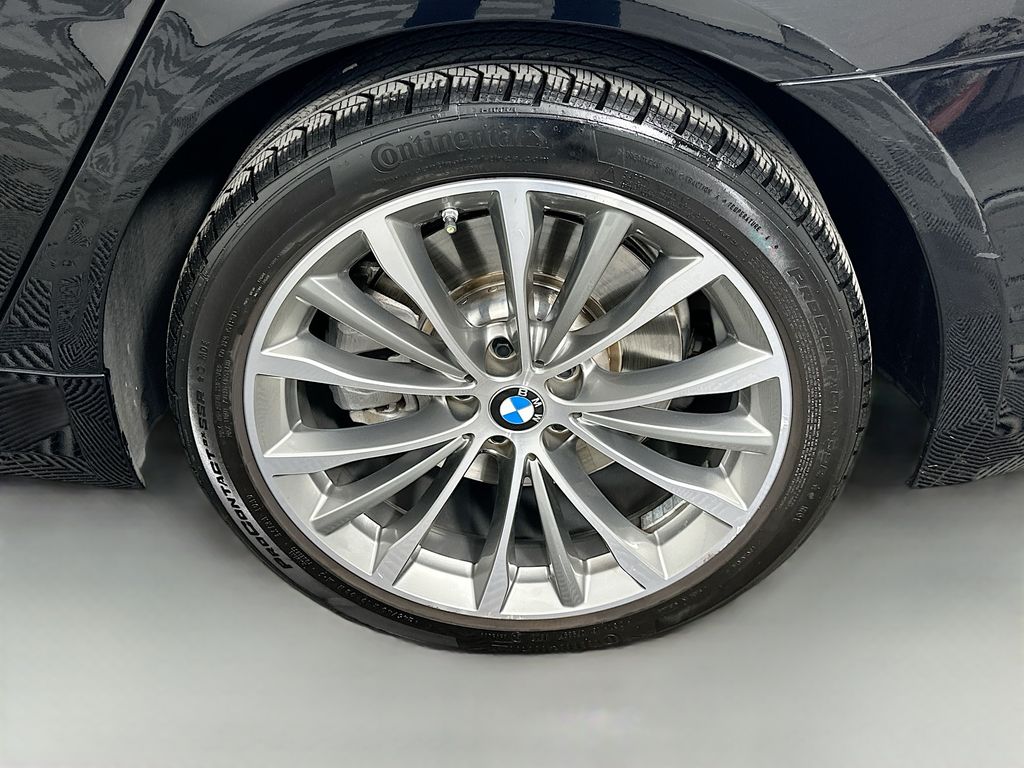 2022 BMW 5 Series 540i xDrive 32