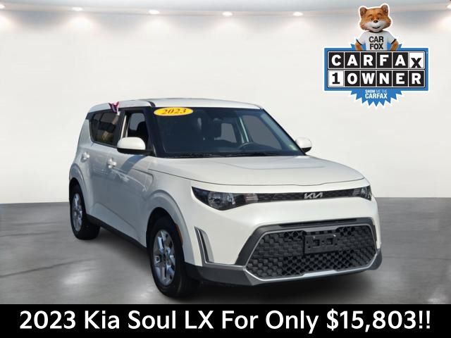Snow White Pearl 2023 Kia Soul SUV / Crossover Front-Wheel Drive Continuously Variable Transmission